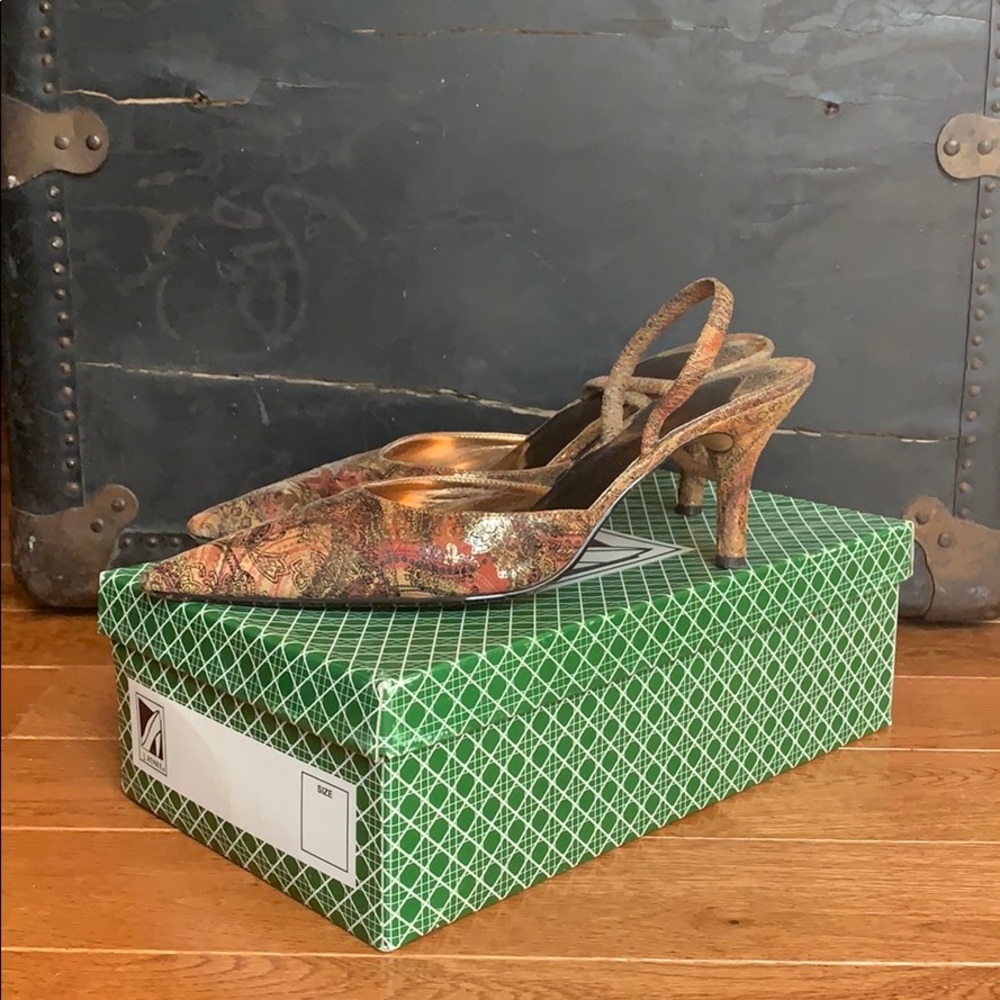 J Renee Kitten Heel slingback